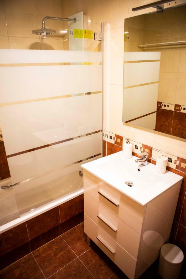 Apartment Las Sirenas, Wifi 100 Mb, Sea View Roquetas de Mar Luaran gambar